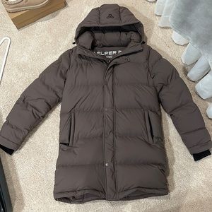 Aritzia The Super Puff Mid